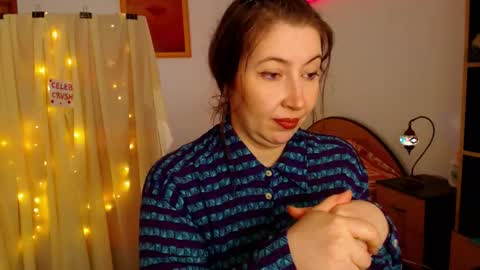 Snapshot of mystydew chatting on 13, 3, 2026 MystyDew online show from 13, 3, 2026