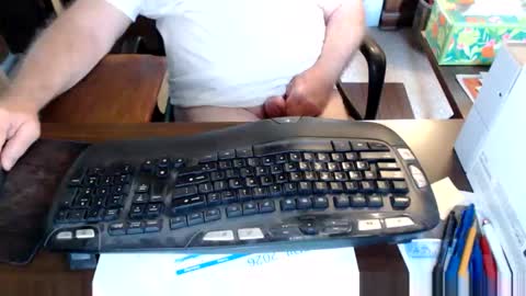 Snapshot of mytimeyourtimeourtime chatting on 23, 4, 2026 ItsTime online show from 23, 4, 2026