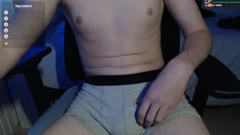 Snapshot of n3fr0st chatting on 5, 2, 2025 N3fr0st online show from 5, 2, 2025