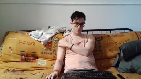 a Ordinary Boy online show from 17, 2, 2026