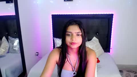 naahia__clark online show from 2, 12, 2024