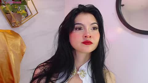 naamah_b online show from 8, 1, 2025