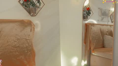 naamah_b online show from 21, 12, 2025