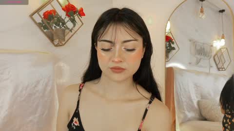 naamah_b online show from 30, 3, 2026