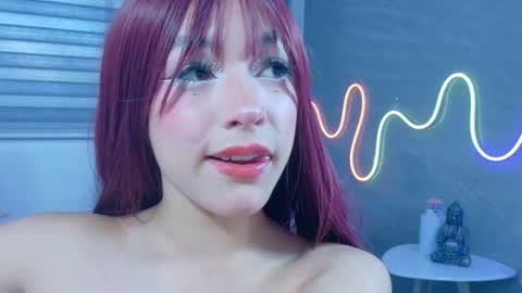 naaomi_cute online show from 22, 10, 2025