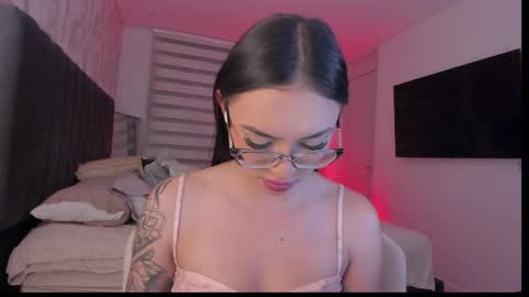 Snapshot of naath_ chatting on 12, 4, 2026 anny online show from 12, 4, 2026