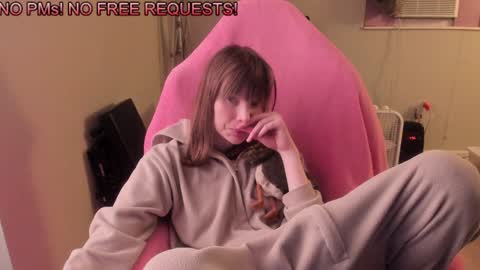 Natalie Marlo online show from 7, 1, 2025