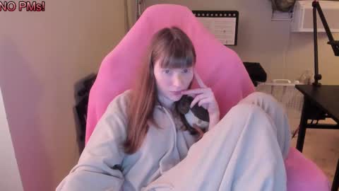 Natalie Marlo online show from 26, 9, 2025