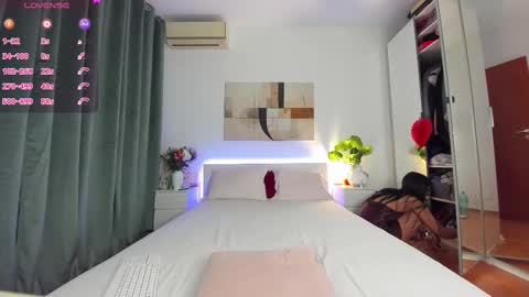 Nadia online show from 15, 2, 2025