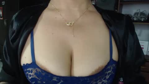 Snapshot of nadia_abaud chatting on 16, 2, 2025 Nadia online show from 16, 2, 2025