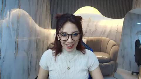 Nadia  online show from 19, 6, 2026