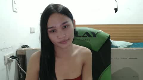 nadiestar online show from 20, 12, 2025