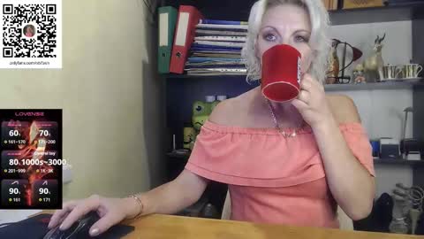Snapshot of nadin_slut chatting on 11, 10, 2025 Nadin online show from 11, 10, 2025