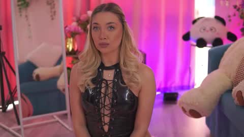 Snapshot of nadyablue chatting on 1, 2, 2026 Nadia online show from 1, 2, 2026