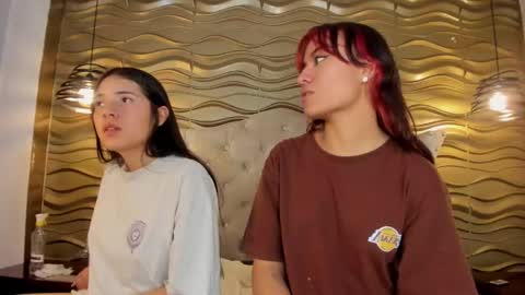 Snapshot of nahia_low chatting on 2, 12, 2024 Valeria online show from 2, 12, 2024