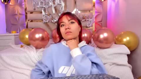 Snapshot of nahia_low chatting on 23, 12, 2024 Valeria online show from 23, 12, 2024