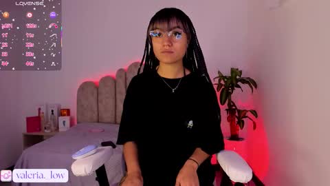 Snapshot of nahia_low chatting on 3, 10, 2025 Valeria online show from 3, 10, 2025