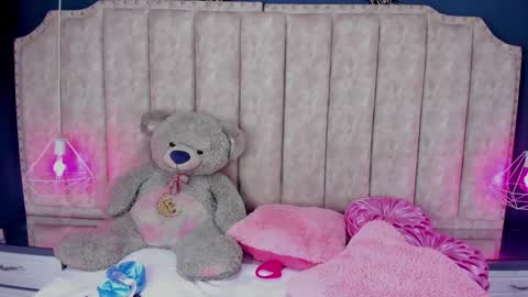 NahiaraReina  online show from 16, 12, 2024