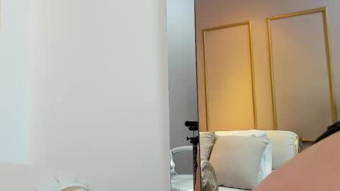 Snapshot of nahimithompson chatting on 11, 11, 2025 Nahimi online show from 11, 11, 2025