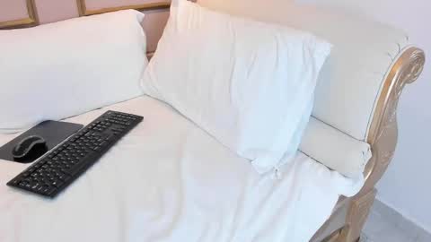 Snapshot of nahimithompson chatting on 20, 11, 2025 Nahimi online show from 20, 11, 2025