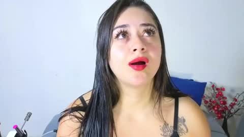 Snapshot of nahomi_sweett chatting on 5, 6, 2026 Nahomi online show from 5, 6, 2026