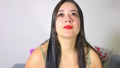 Snapshot of nahomi_sweett chatting on 12, 6, 2026 Nahomi online show from 12, 6, 2026