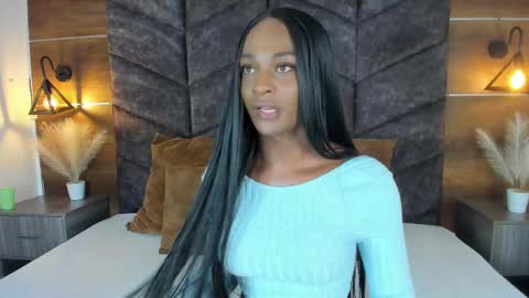 Snapshot of nahomicampbell_ chatting on 4, 3, 2025 VICTORIA online show from 4, 3, 2025