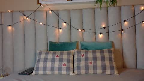  VICTORIA  online show from 20, 11, 2025