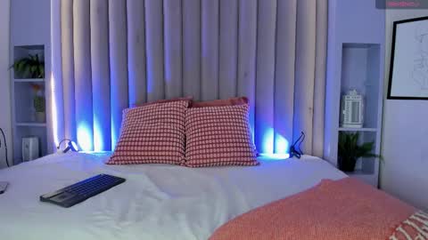  VICTORIA  online show from 11, 2, 2026