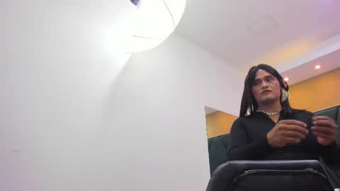 Snapshot of nahomidiore chatting on 8, 10, 2025 nahomidiore online show from 8, 10, 2025