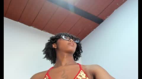 nahomy_james25 online show from 16, 6, 2026