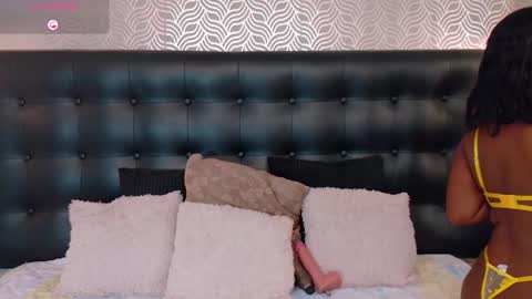 Snapshot of naiaramasson_ chatting on 19, 1, 2026 naiaramasson_ online show from 19, 1, 2026