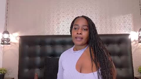 naiaramasson_ online show from 7, 7, 2026