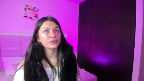 naiavoss online show from 18, 11, 2025