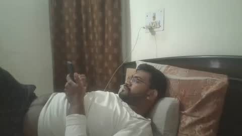 Snapshot of nairanandu28 chatting on 25, 4, 2026 NAIRANANDU28 online show from 25, 4, 2026