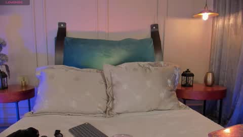 Snapshot of naishaford_1 chatting on 11, 10, 2025 Naisha Ford online show from 11, 10, 2025