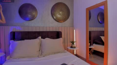 Snapshot of naishaford_1 chatting on 8, 11, 2025 Naisha Ford online show from 8, 11, 2025