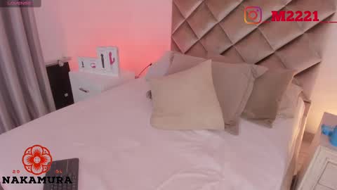 INSTAGRAM  m2221     online show from 12, 2, 2025