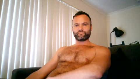 naked_dude25 online show from 14, 2, 2025