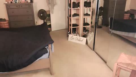 Snapshot of nakedmonkey chatting on 24, 4, 2026 nakedmonkey online show from 24, 4, 2026