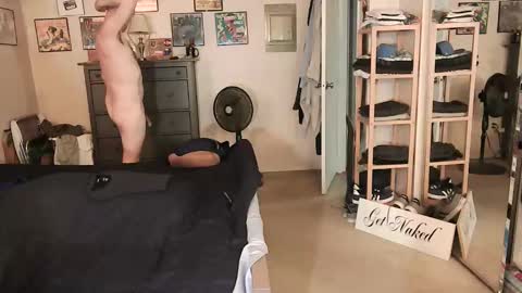 Snapshot of nakedmonkey chatting on 26, 4, 2026 nakedmonkey online show from 26, 4, 2026