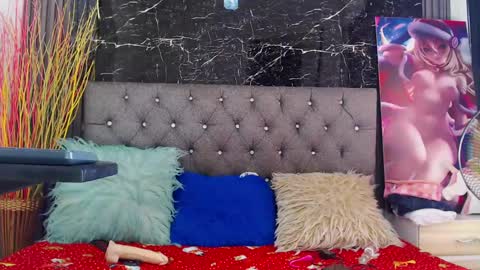 Snapshot of nalaroy chatting on 18, 12, 2024 NALAROY online show from 18, 12, 2024
