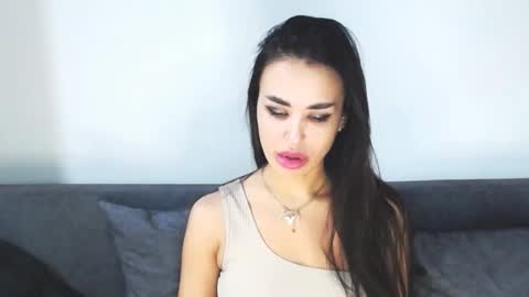 Lady online show from 4, 2, 2026