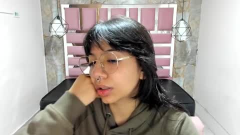 nami_usagi online show from 11, 12, 2024