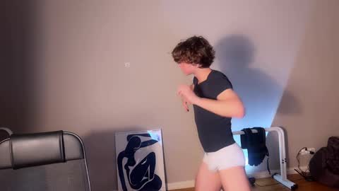 Snapshot of namiraaxel chatting on 13, 12, 2024 Georges online show from 13, 12, 2024