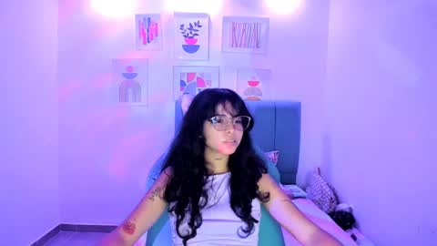 nanami_owo online show from 11, 10, 2025