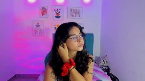 nanami_owo online show from 15, 10, 2025
