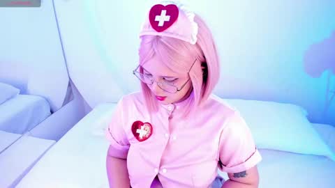 NanaOsaky online show from 9, 10, 2025