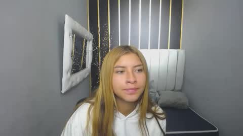 nancy blonde online show from 23, 4, 2026