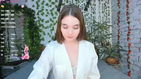 Snapshot of nancycaseys chatting on 24, 2, 2025 Luna online show from 24, 2, 2025